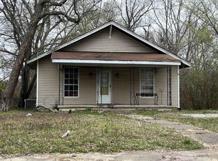 520 E Main St, Newbern, TN 38059