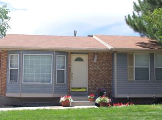 11058 S Sandy Creek Dr, Sandy, UT 84094