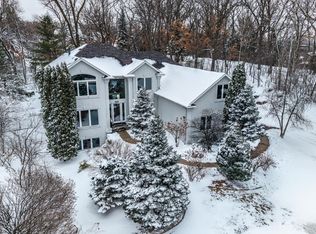 18220 Jaguar Path, Lakeville, MN 55044