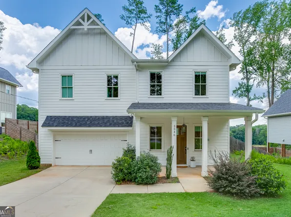3546 Sandy Woods Ln, Stone Mountain, GA 30083