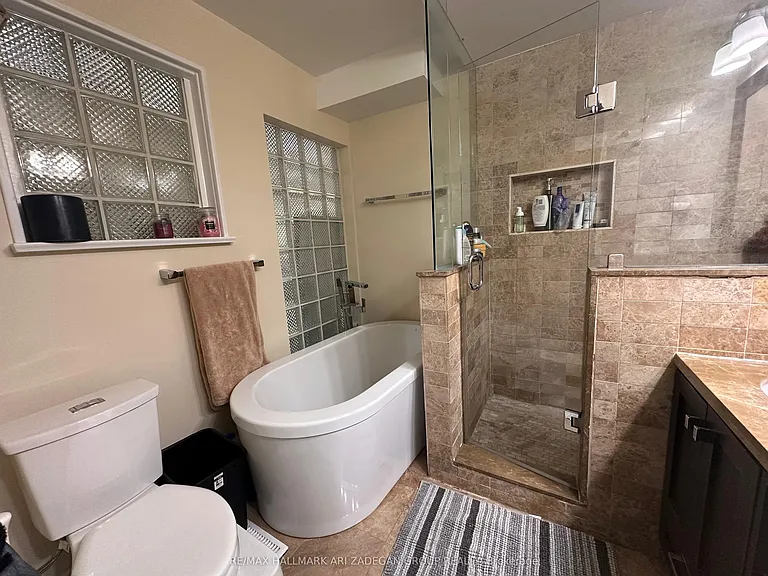 290 Gretel Dr — Photo 16