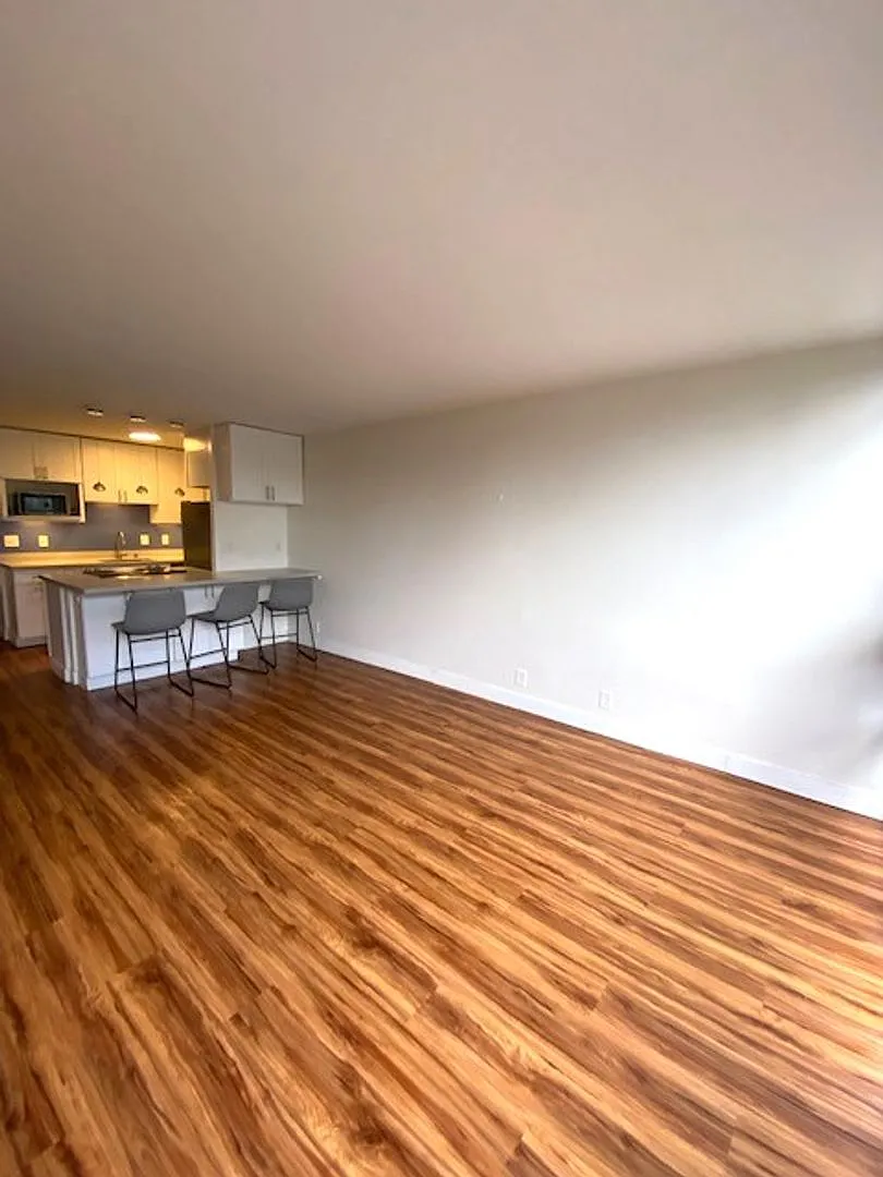 Building Photo - 1717 Citron St #202