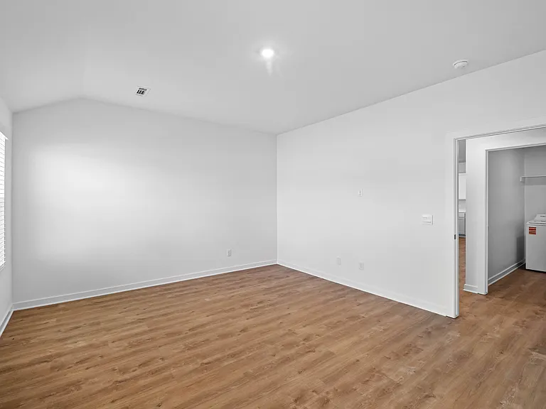 523 Nevada St — Photo 20