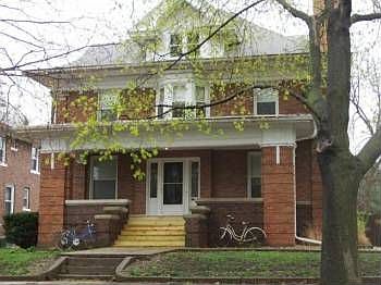 1st image of 747 Bateman St