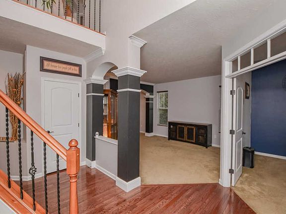 3rd image of 1428 Glenwood Ct