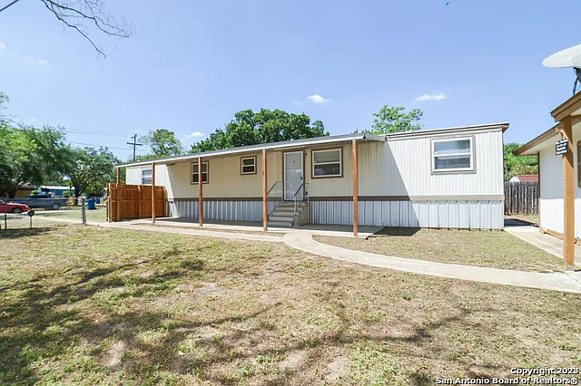 215 Greenlawn Ave #A — Photo 3