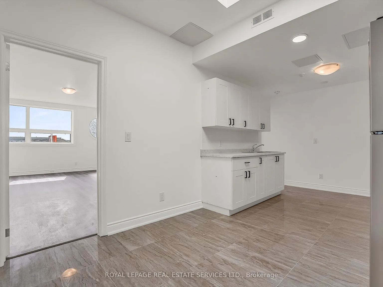 2 bed, $2,500 — Photo 3