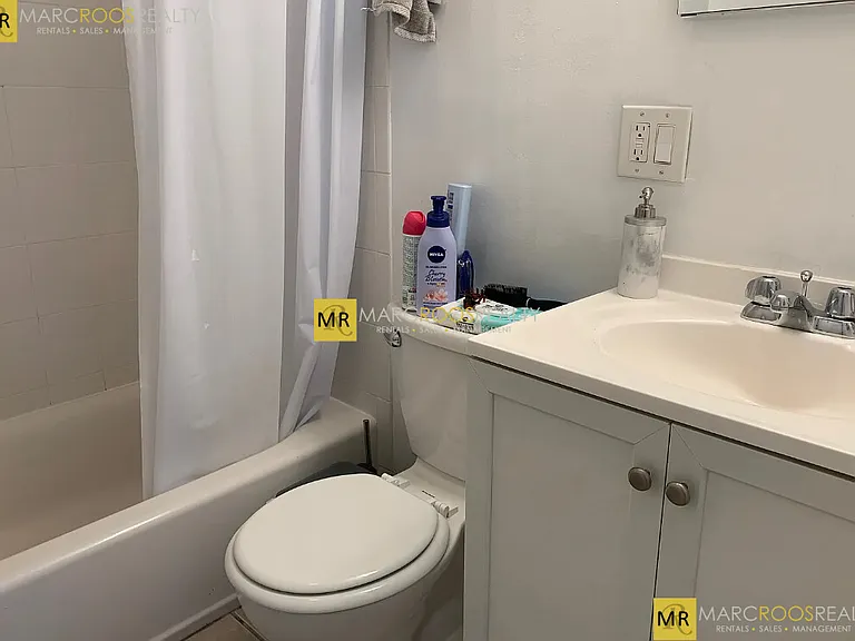 307 Beacon St #4 — Photo 8
