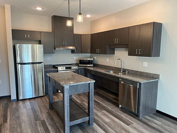 3rd image of 300 West Ave #321