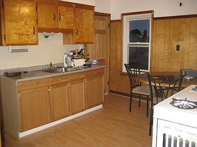 2nd floor kitchen
