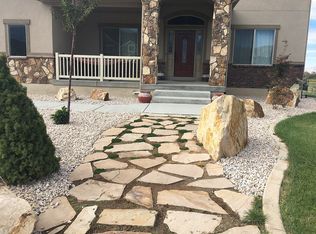 1252 W White Horse Cir, Kaysville, UT 84037