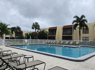 12515 McGregor Blvd APT 205, Fort Myers, FL 33919