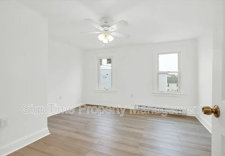 107-115 W Church St #109 — Photo 16