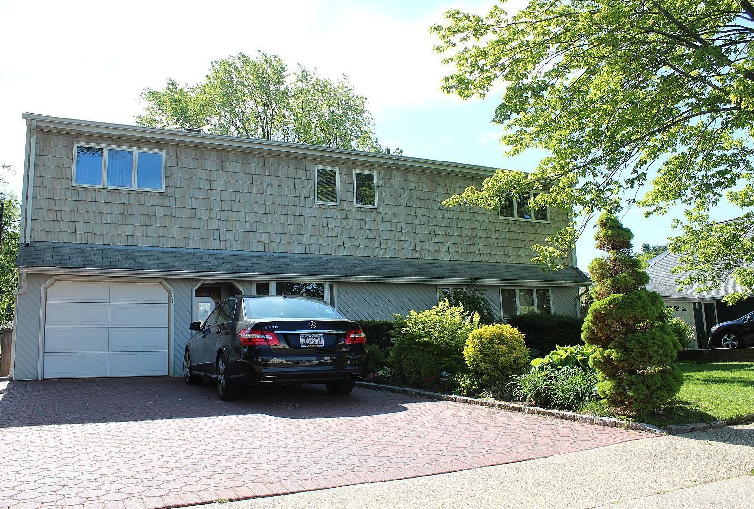 11 Wheelbarrow Ln, Wantagh, NY 11793 Zillow