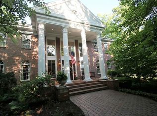 1811 Rothschild Ln, Rockford, IL 61107