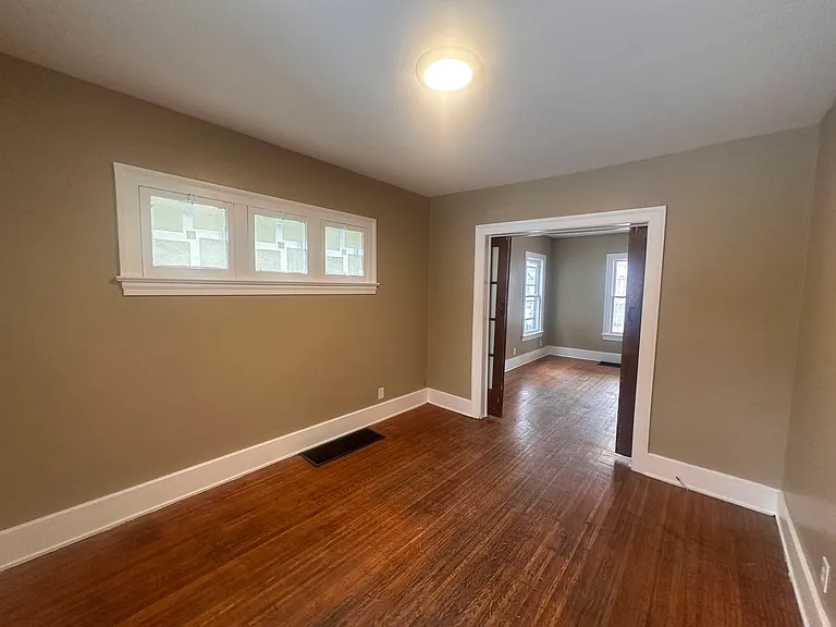 461 Melville St #1 — Photo 1