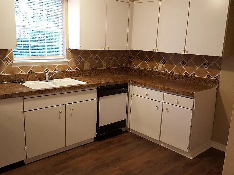 9109 Boston Ave — Photo 11