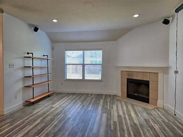 520 Brown Juniper Way — Photo 7
