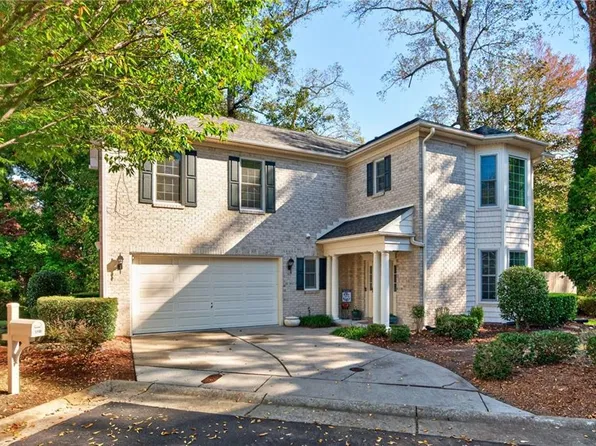 5200 Ordsall Pl, Virginia Beach, VA 23455