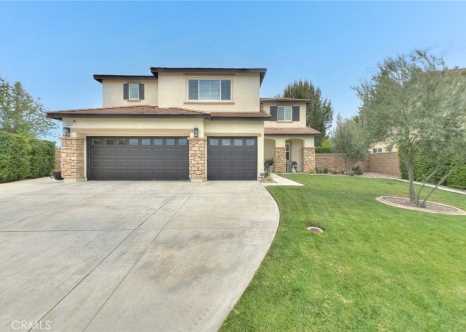 1st image of 14540 Arctic Fox Ave