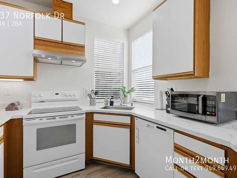 437 Norfolk Dr — Photo 24