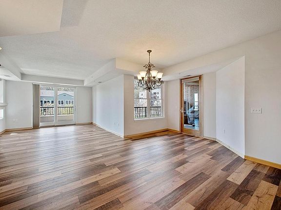 2nd image of 650 Main St N APT 201