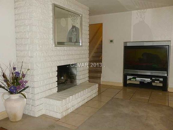 4th image of 4221 Beth Ave