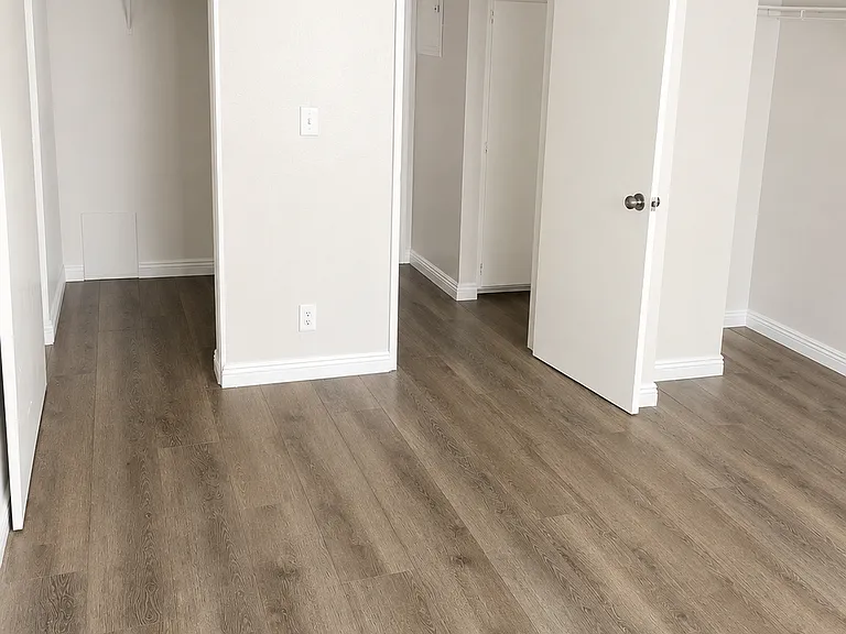5001 W Wilson St #103 — Photo 7