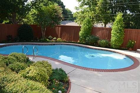 4th image of 6732 Hillbriar Dr