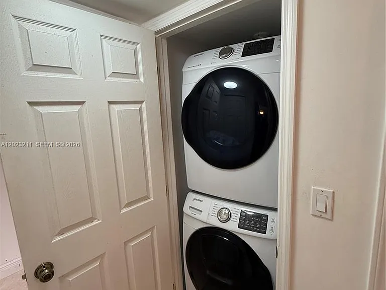 450 Commodore Dr #306 — Photo 21