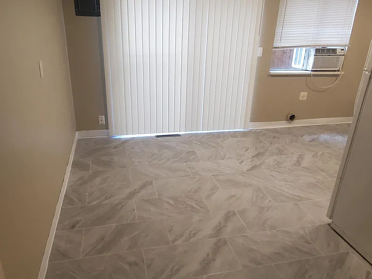 4505 Everett Ct — Photo 12