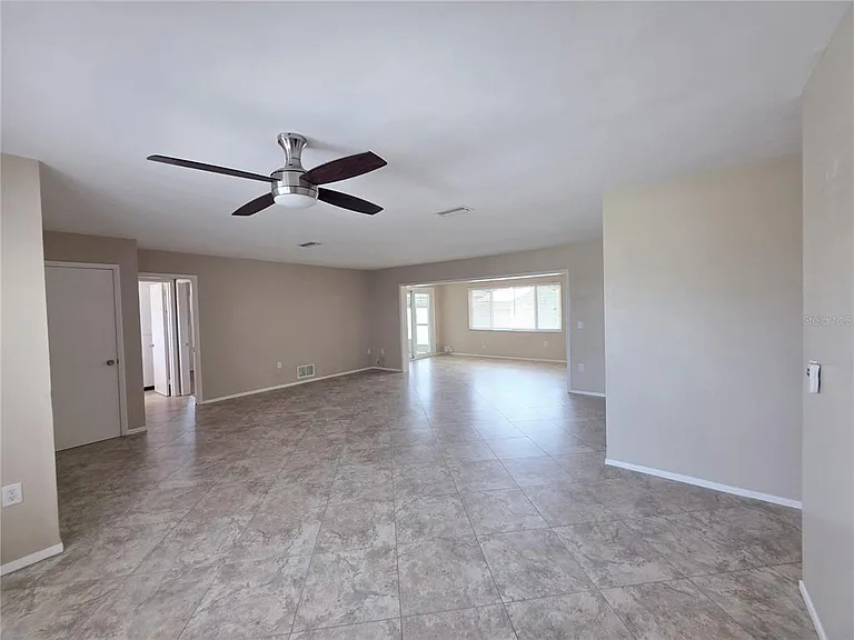 352 Pine Tree Rd — Photo 6