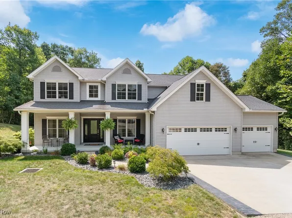 100 Oakcrest Dr, Woodsfield, OH 43793