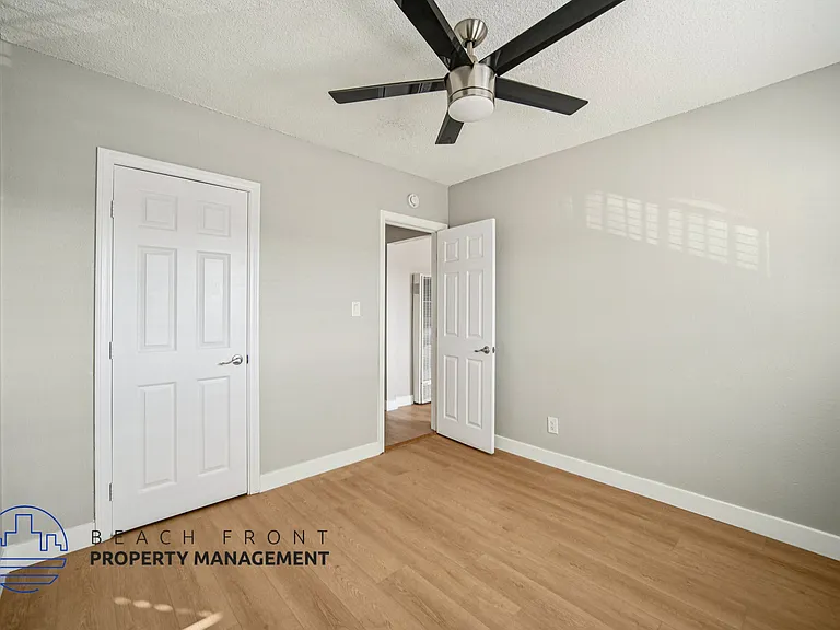 4640 W. Imperial — Photo 9