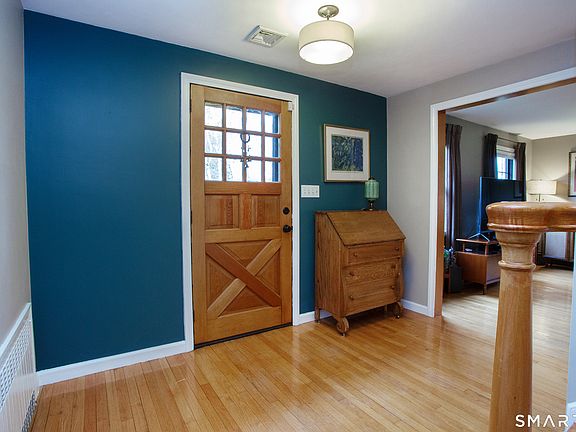 5th image of 42 Reussner Road
