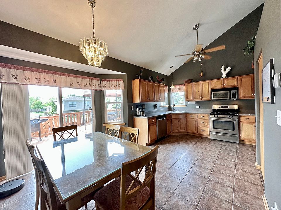 1127 Ogden Rd, New Lenox, IL 60451 Zillow