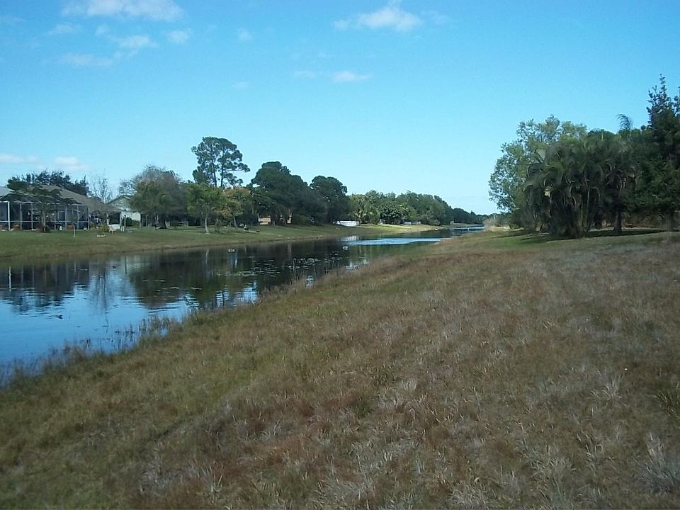 1st image of 2502 SE West Blackwell