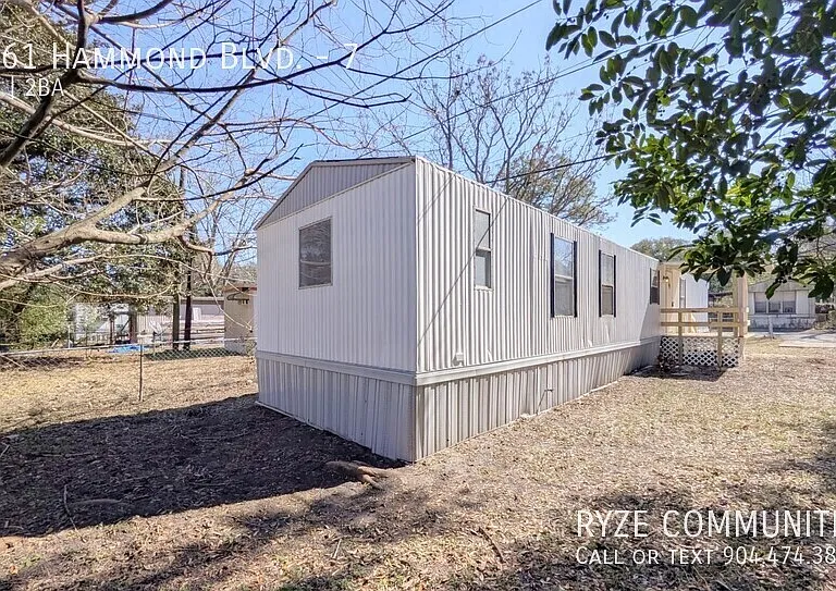1561 Hammond Blvd #7 — Photo 3