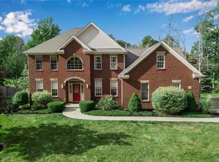 305 Renaissance Dr, Buffalo, NY 14221