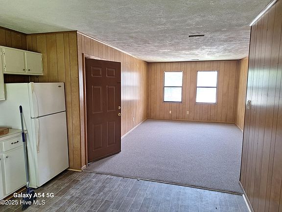 2nd image of 3800 Guardian Ave #31