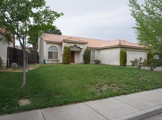 2207 Robailey Dr, Chico, CA 95928