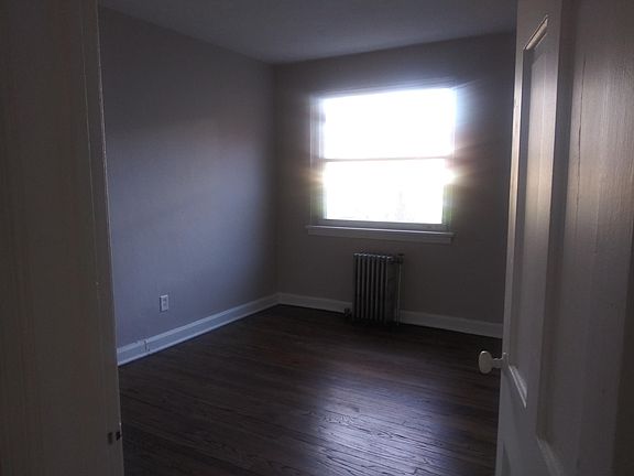 5th image of 4241 Rocky River Dr