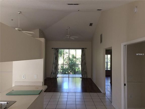 2nd image of 4205 Castlebridge Ln Unit 1120