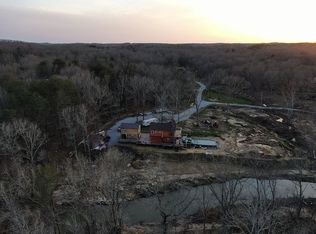 795 Pine Rd, Pikeville, TN 37367