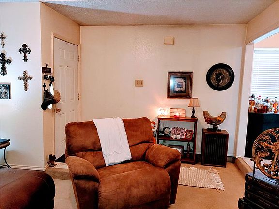 2nd image of 5845 Tinsley Dr