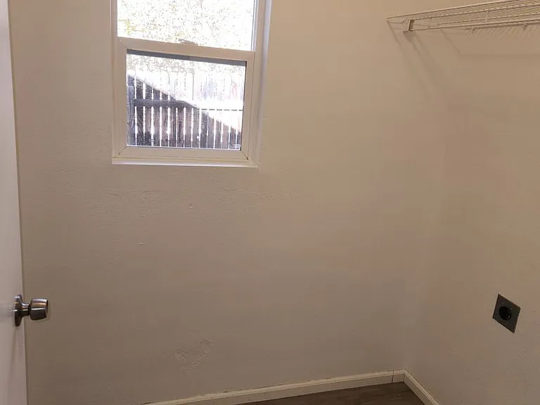 5641 Tomiche Dr — Photo 10