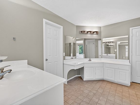 4th image of 21519 San Marino Dr