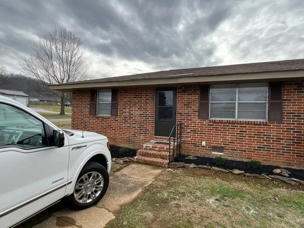 9330 Ocoee St #A, Ooltewah, TN 37363