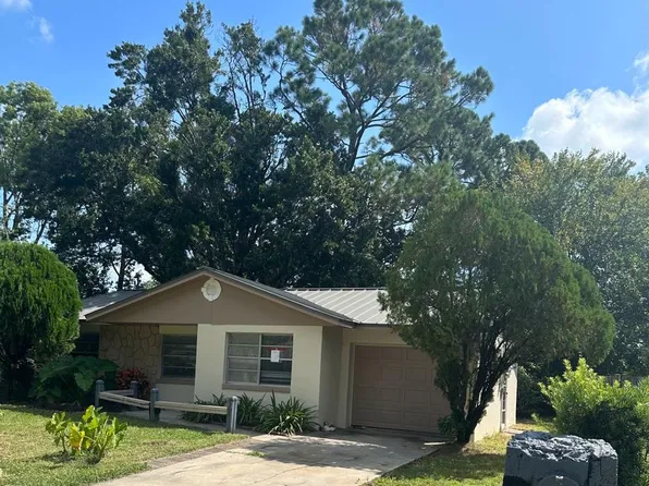 1717 Montgomery Ave, Holly Hill, FL 32117