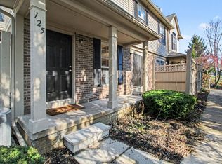 125 Commons Cir, Saline, MI